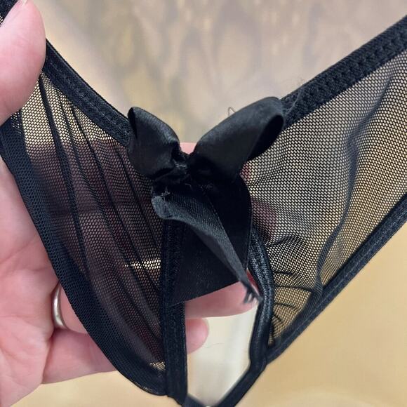 Black Lace Open Bra Open Crotch Sexy Lingerie Costume Lingerie Womens Size Small - Picture 4 of 7